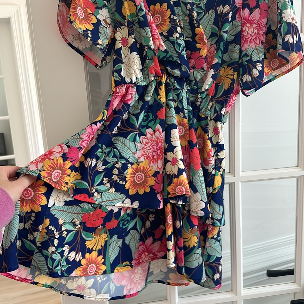 Umgee Ruffled Dress! - Picture 2 of 4